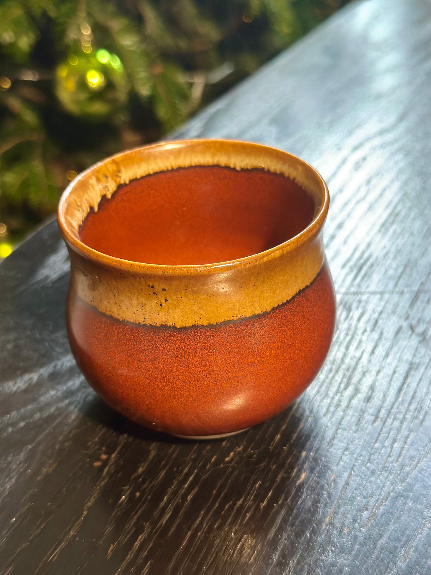 L Christmas mugs