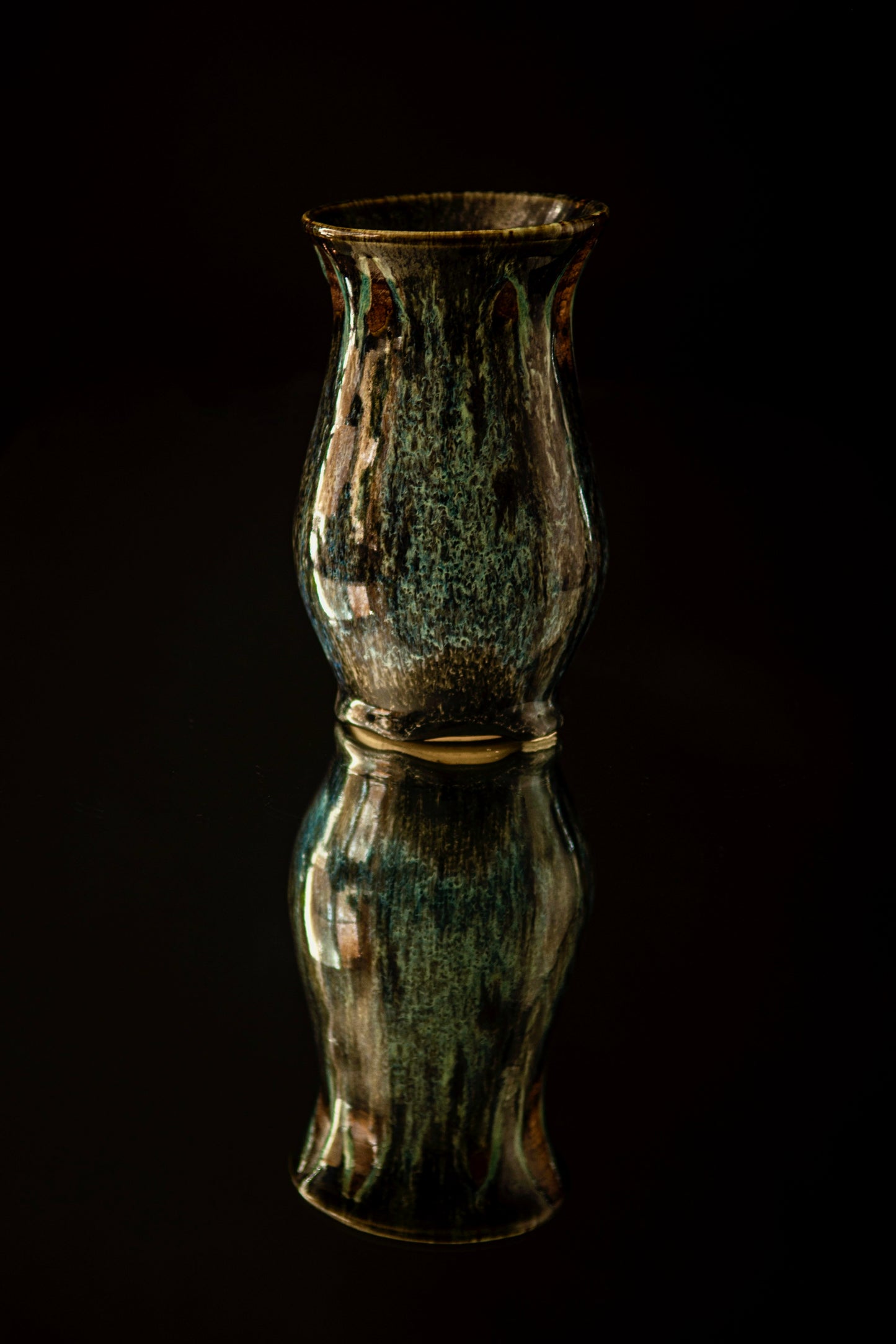Azure meltdown flower vase