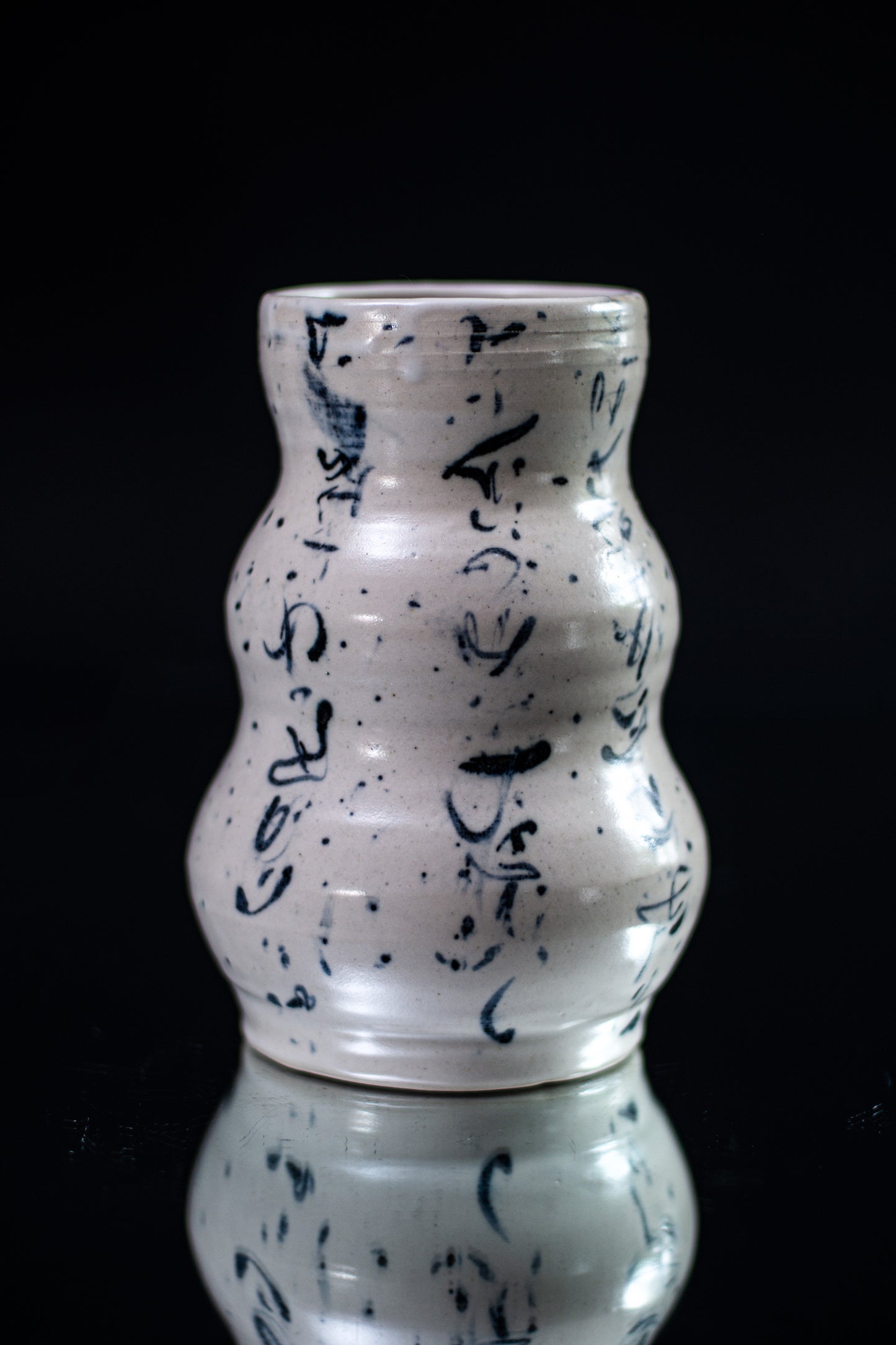 Whispers in clay - large vase