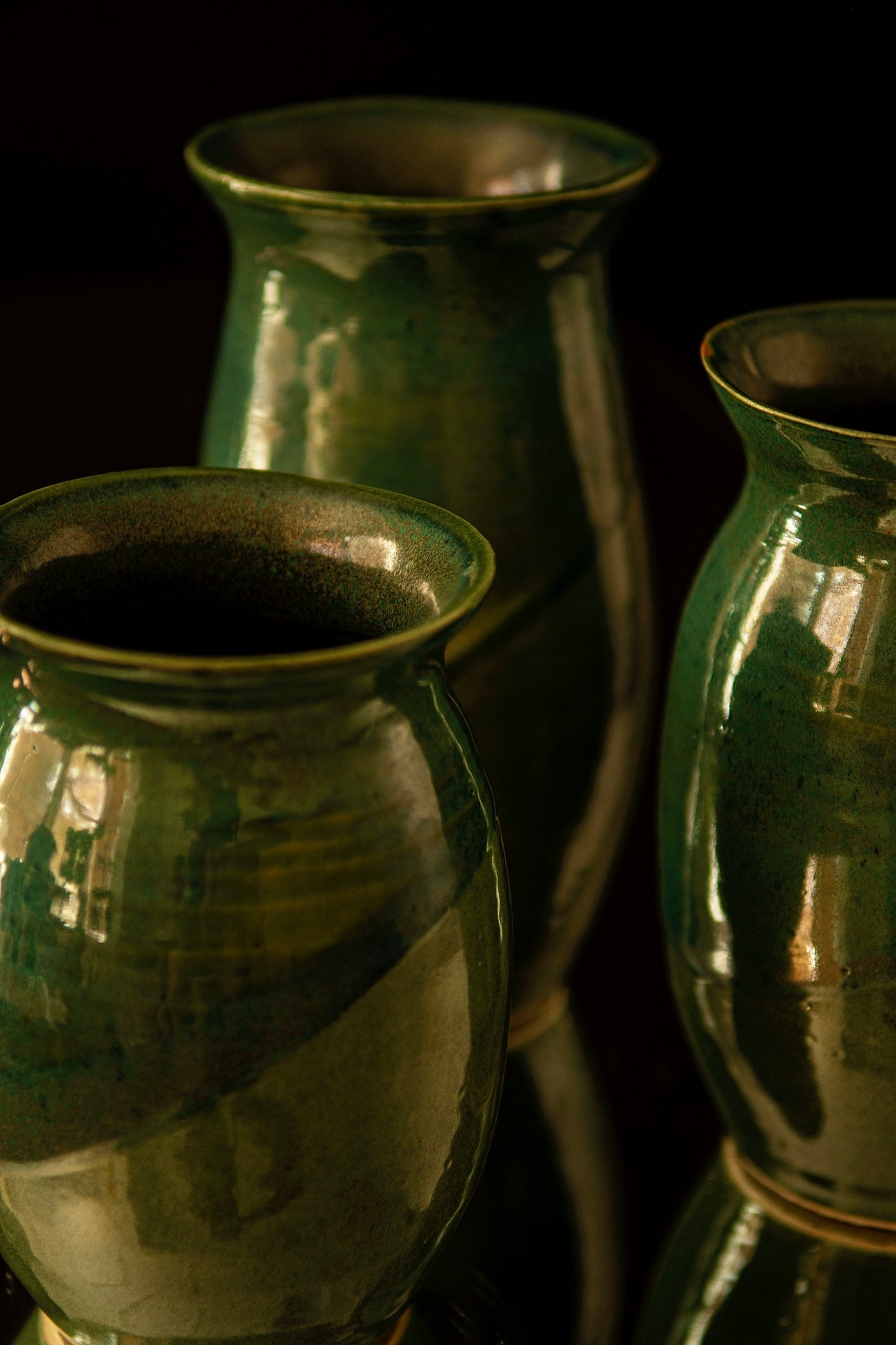 LARGE green moss vase