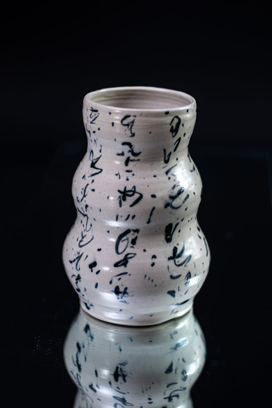 Whispers in clay - large vase