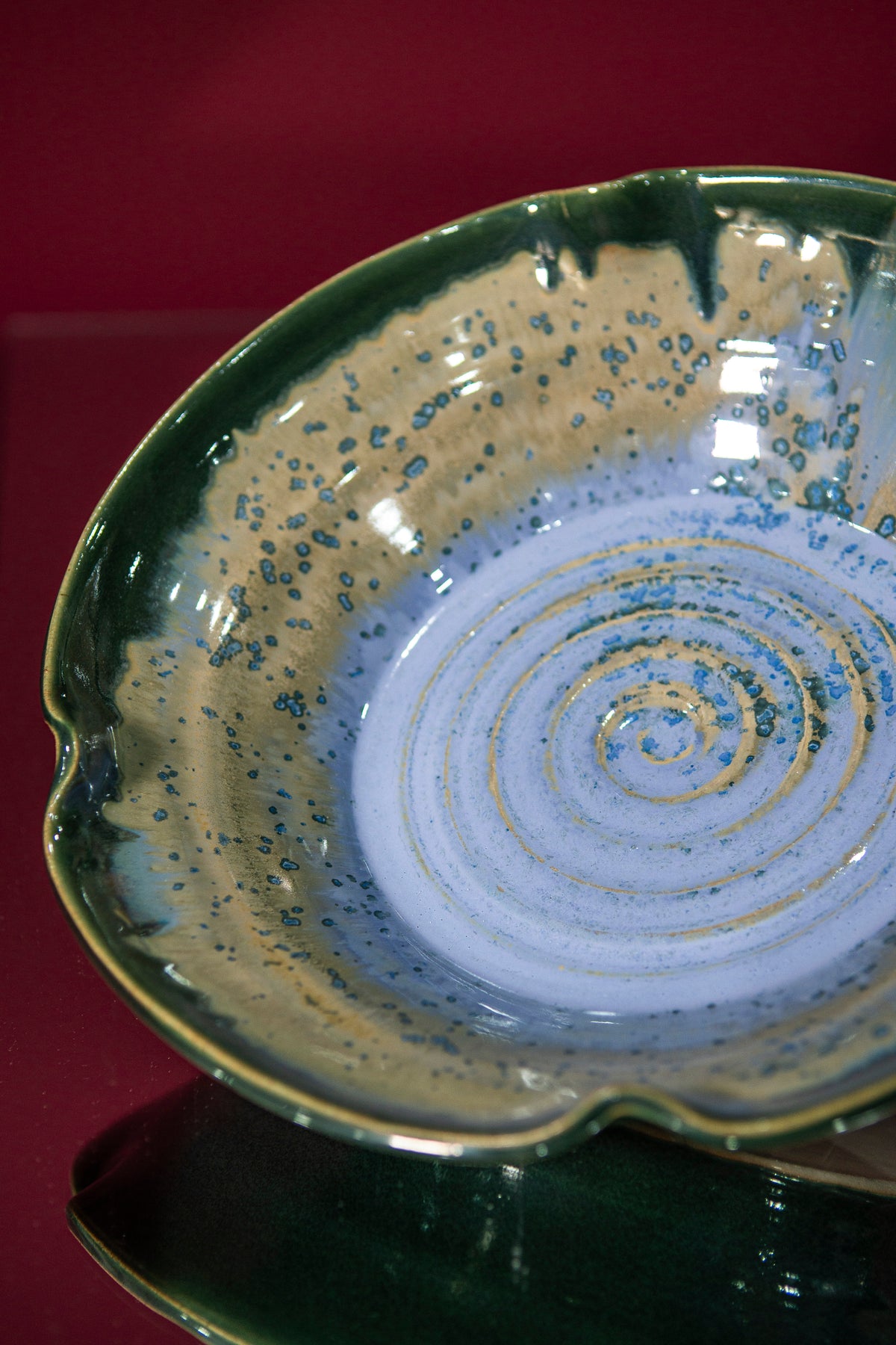 Medium spiral bowl