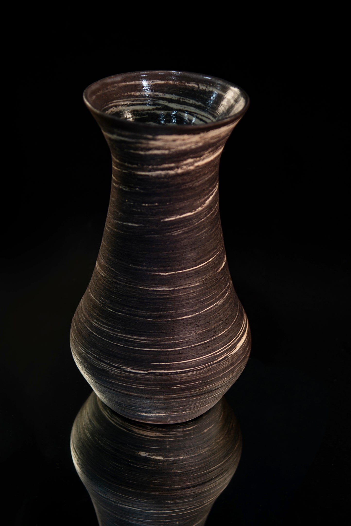 Volcanic marble XL vase