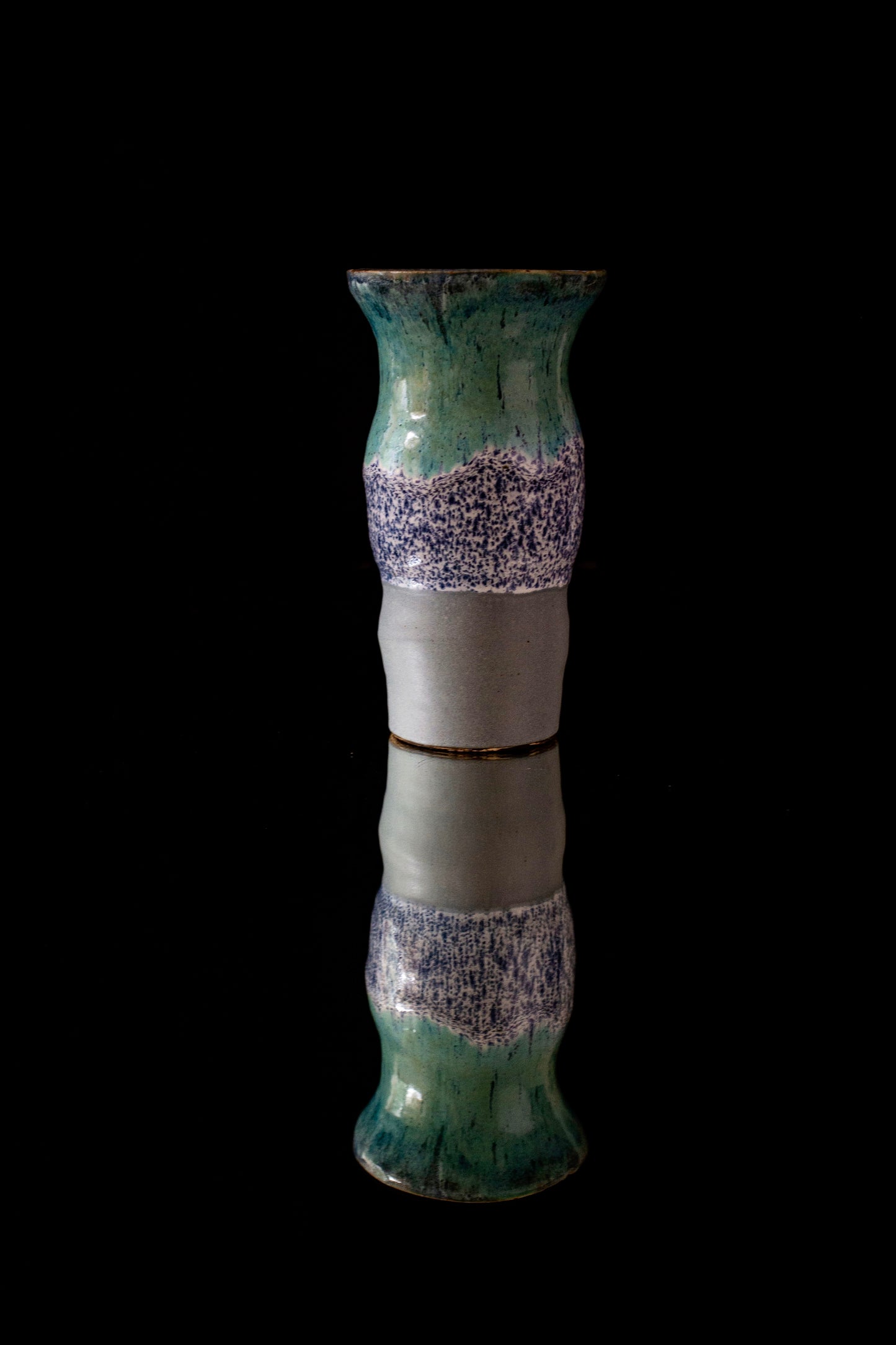 Ocean waves flower vase