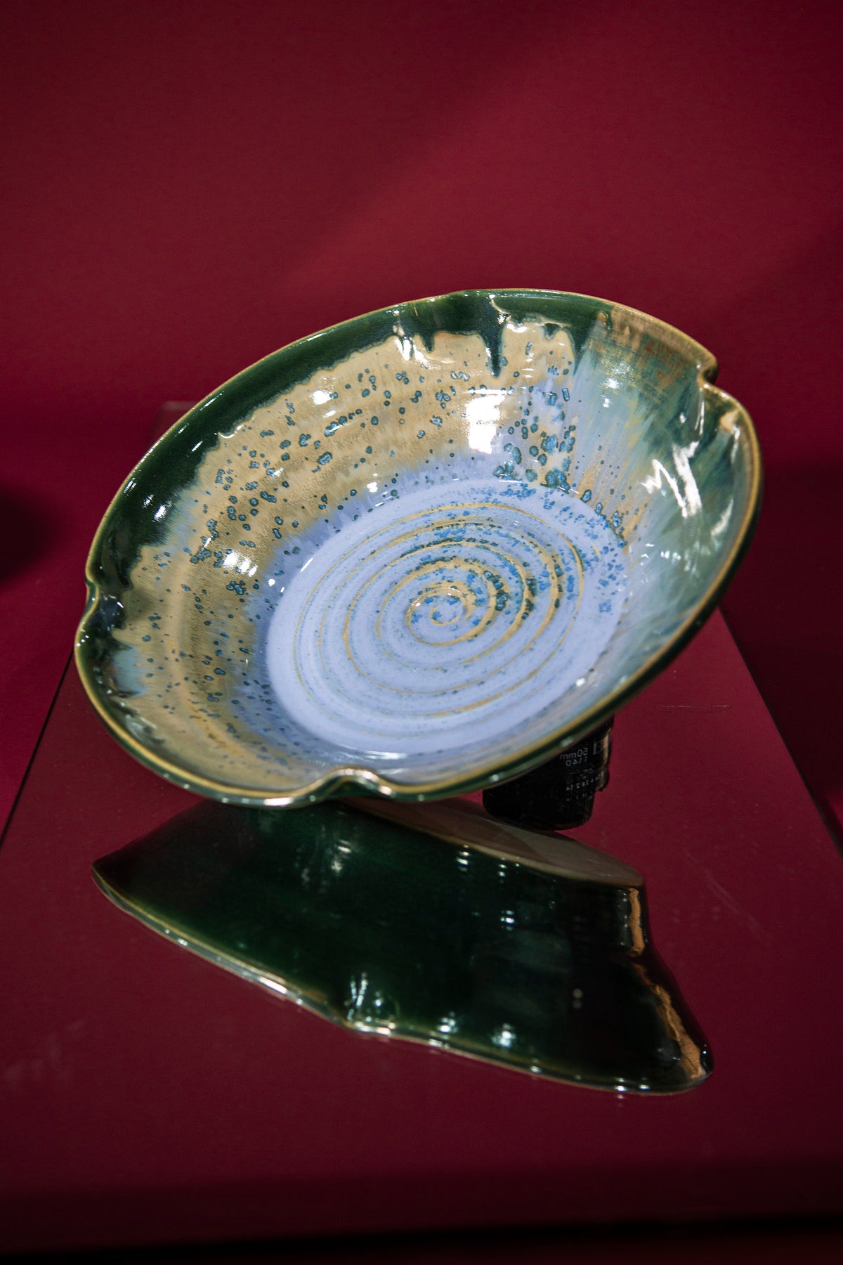 Medium spiral bowl