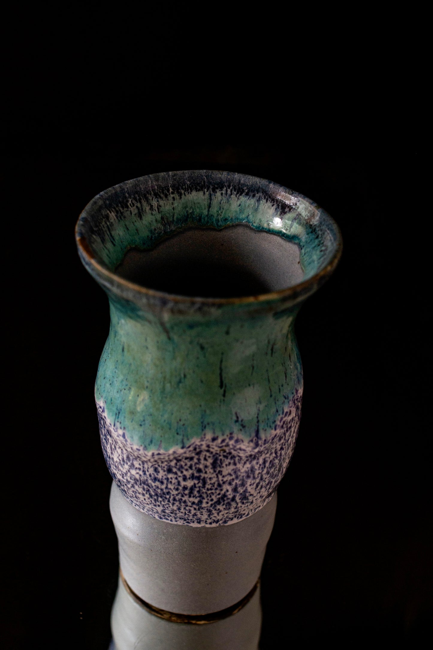 Ocean waves flower vase