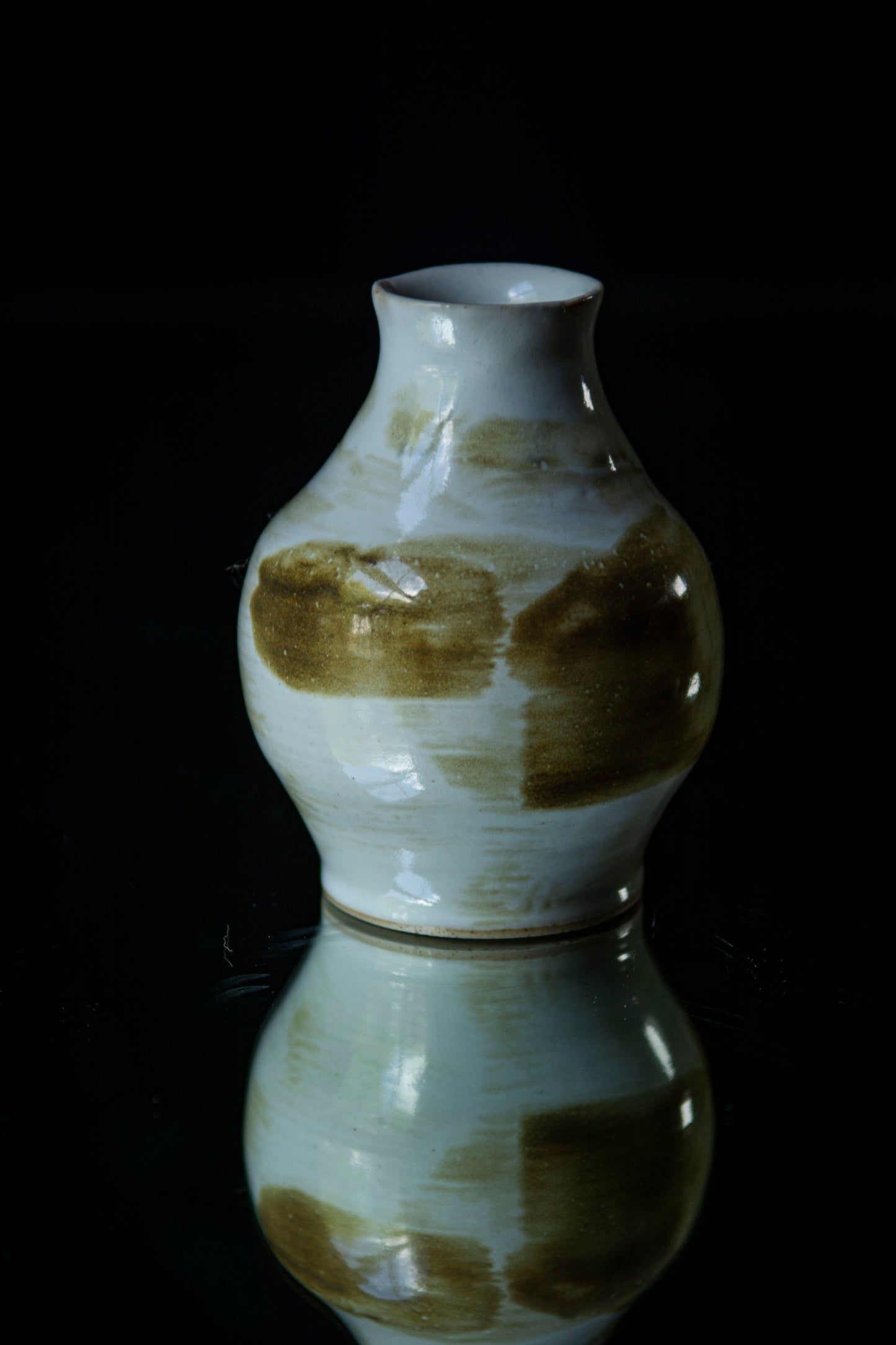 Gold brush stroke vase