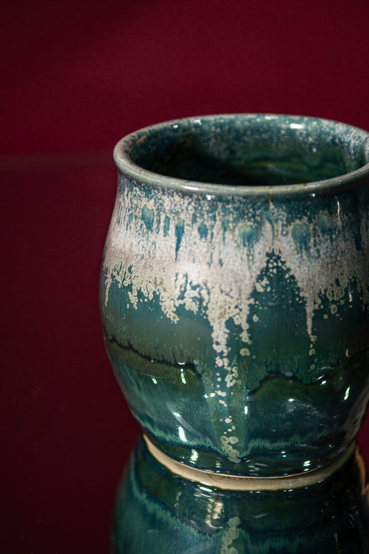 Crystals moss green plant pot